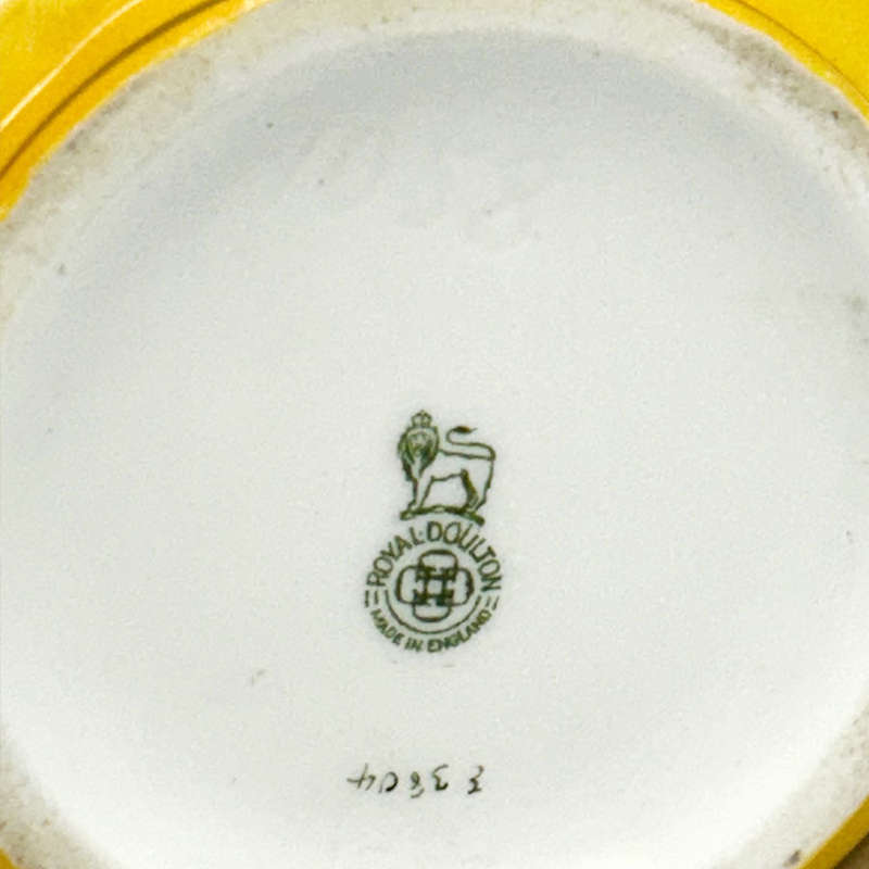 Royal Doulton Old Coaching Art Nouveau Vase 3804