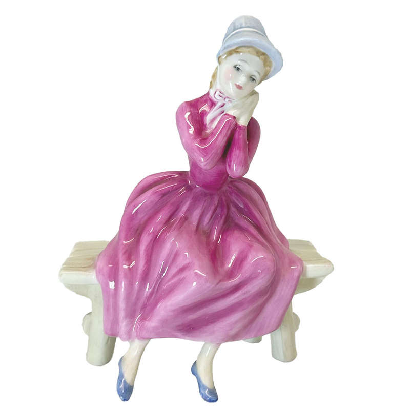 Royal Doulton Figurine Young Dreams HN3176