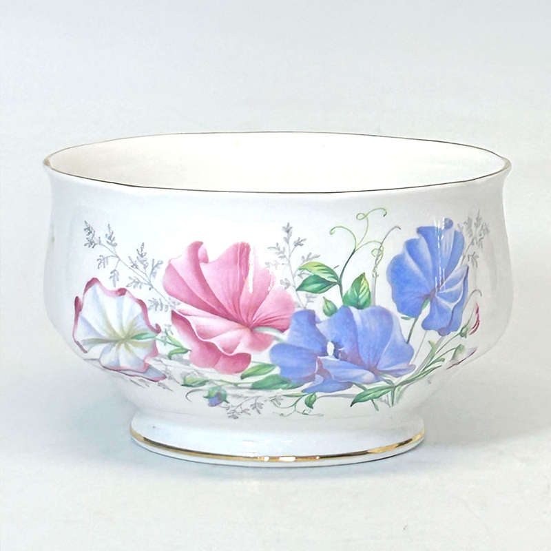 Royal Albert Sweet Pea Friendship 21 Piece Tea Service