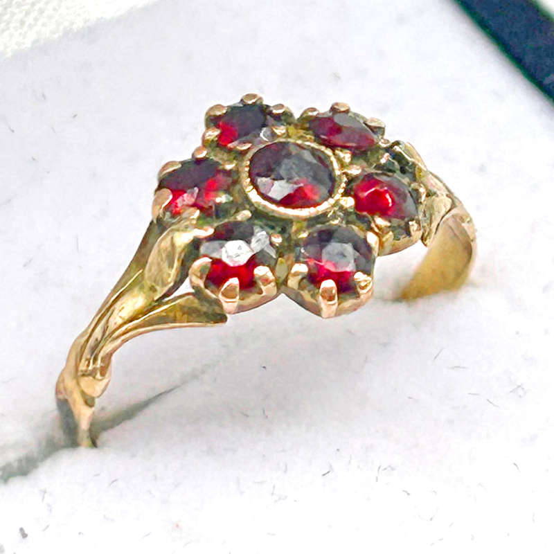 9ct Garnet Victorian Flower Ring