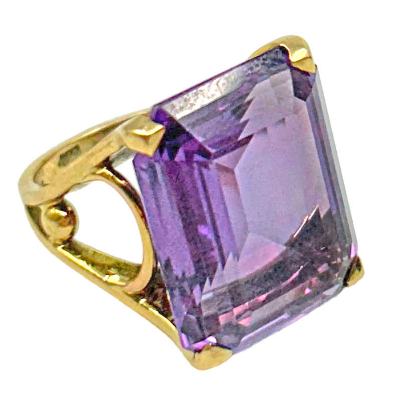 9ct Change Colour Sapphire Ring C1970