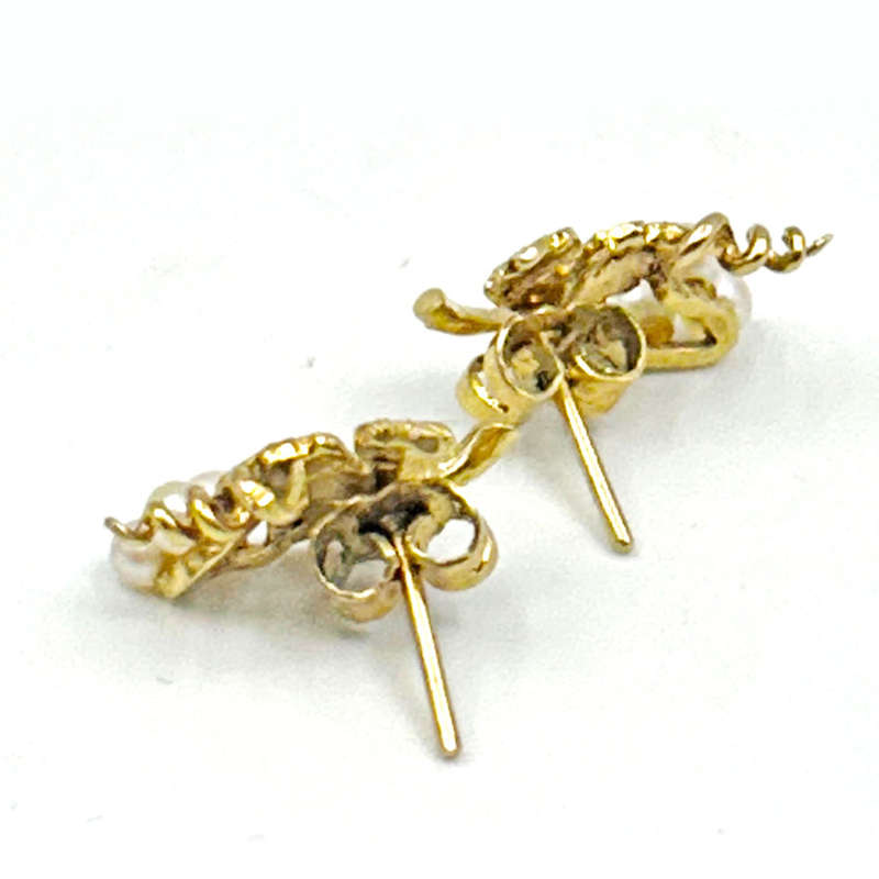 9Ct Gold Pair Pearl Grape Leaf Earrings