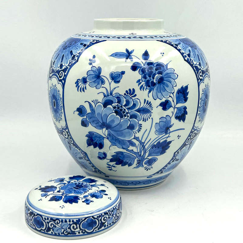 Delft De Porcelyne Fles Large Floral Ginger Jar And Cover