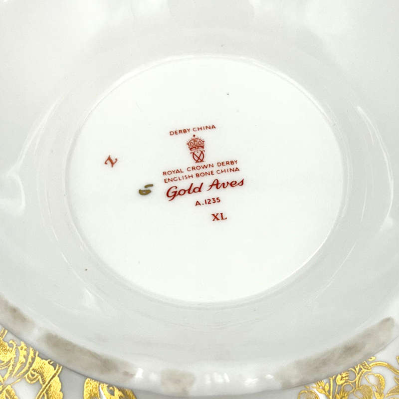 Royal Crown Derby Gold Aves Decorative Pedestal Bowl