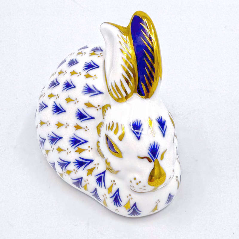 Royal Crown Derby Meadow Rabbit Paperweight