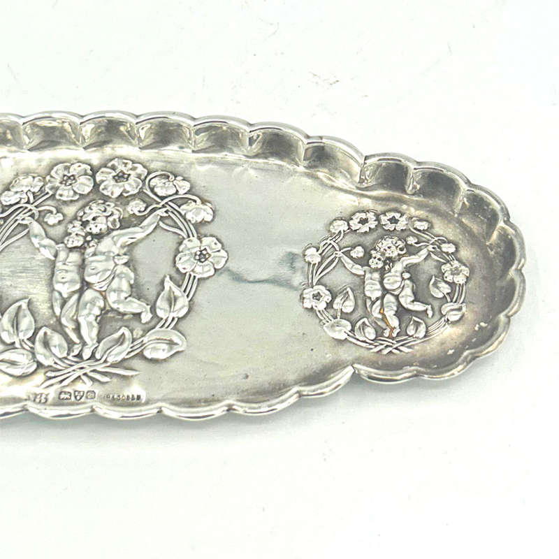 Edwardian Chester Silver Cupid Scolloped Dish 1904