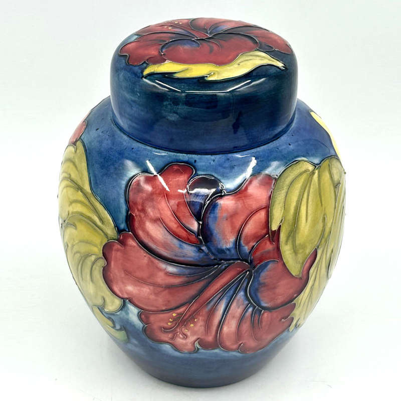 Moorcroft Hibiscus Pattern Ginger Jar And Cover C1970