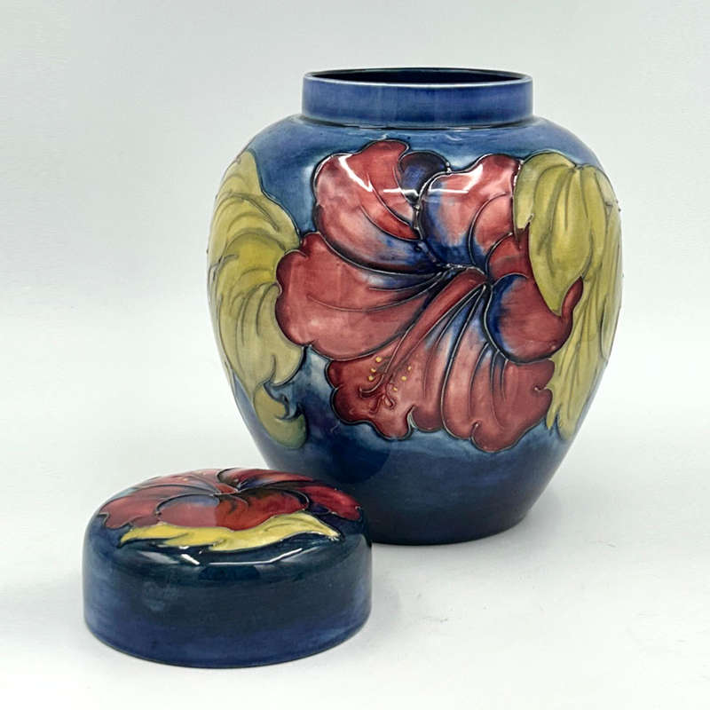 Moorcroft Hibiscus Pattern Ginger Jar And Cover C1970