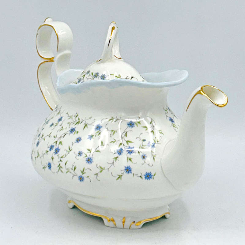 Royal Albert Caroline Victoria  Tea Pot