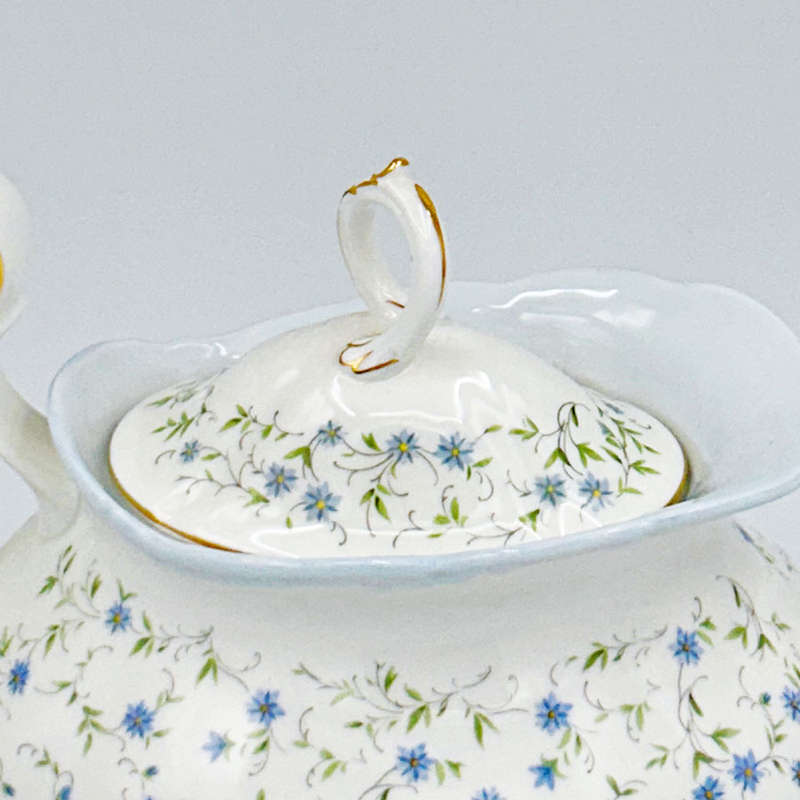 Royal Albert Caroline Victoria  Tea Pot