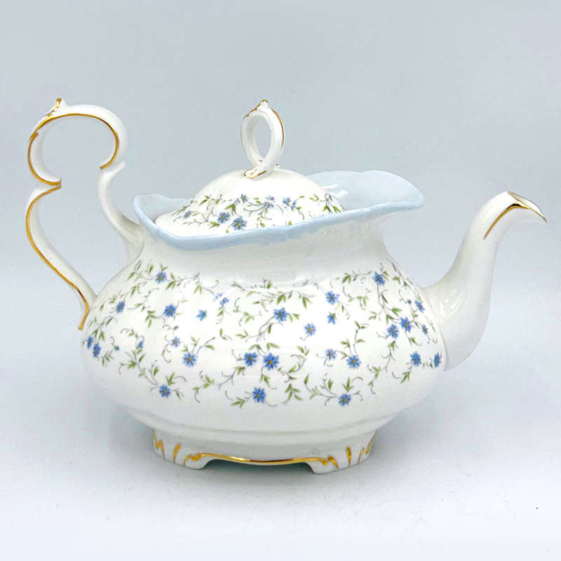Royal Albert Caroline Victoria  Tea Pot