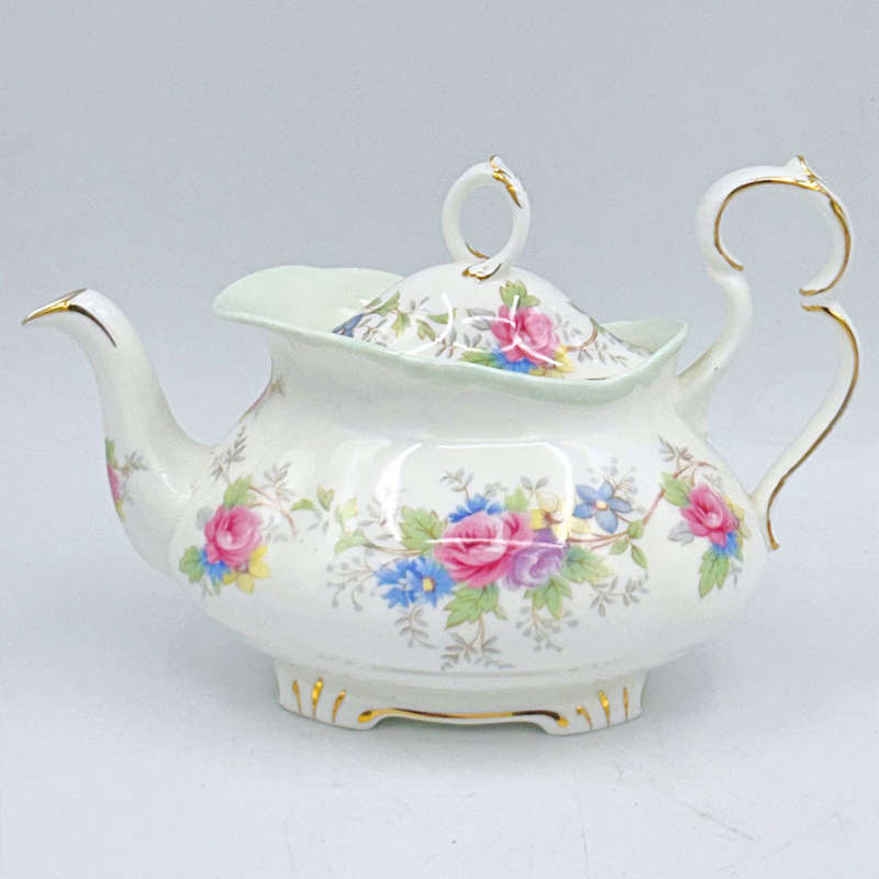 Royal Albert Colleen Victoria Bachelor Tea Set Tea For Two