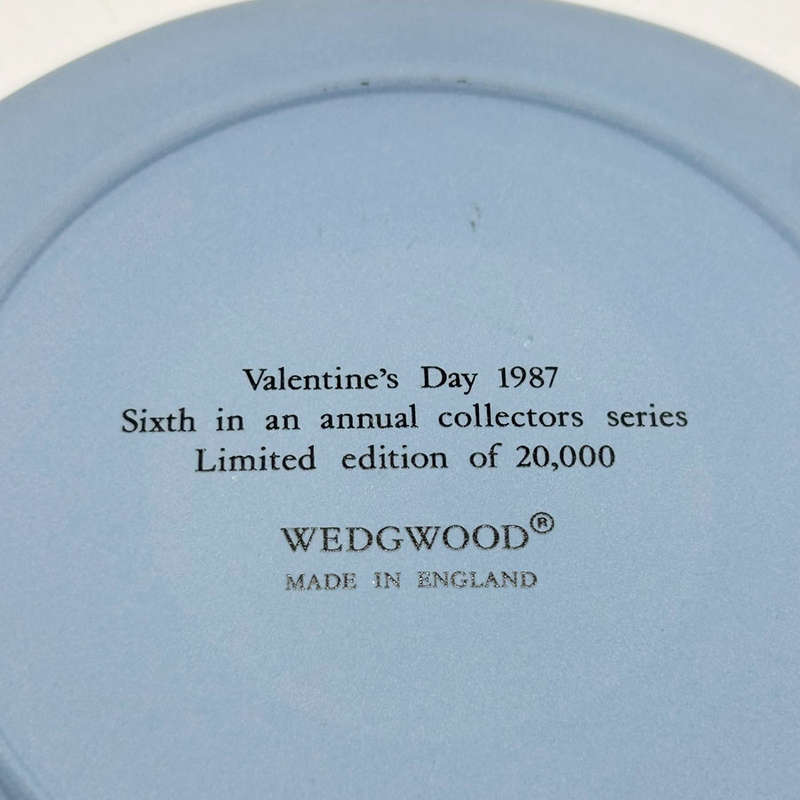 Wedgwood Jasperware Limited Edition Valentines Plate 1987