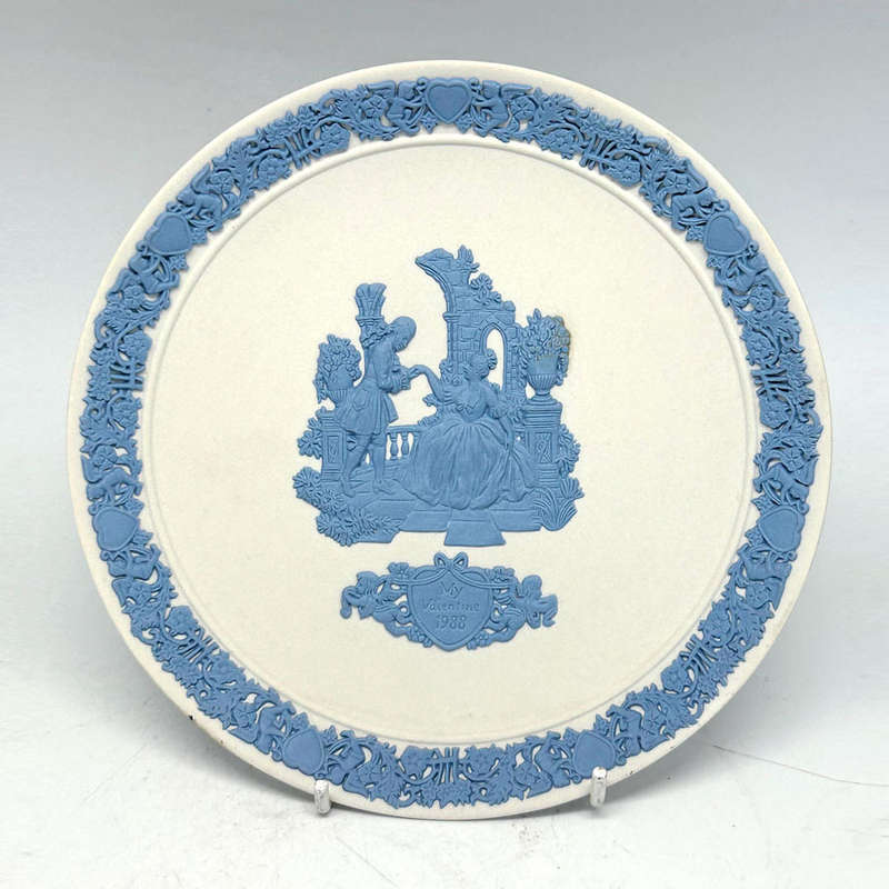 Wedgwood Jasperware Limited Edition Valentines Plate 1988
