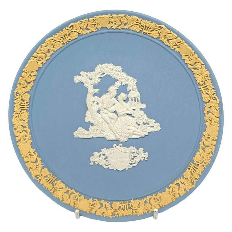 Wedgwood Jasperware Limited Edition Valentines Plate 1989