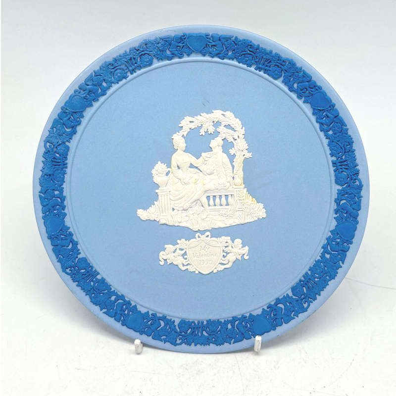 Wedgwood Jasperware Limited Edition Valentines Plate 1990