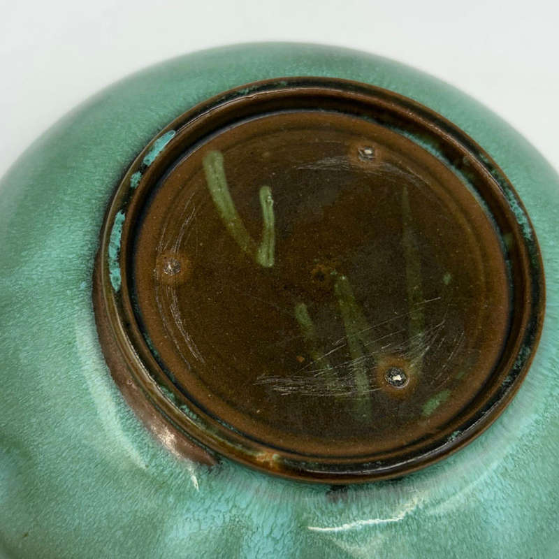 Linnware Round Vase Light Green Glaze