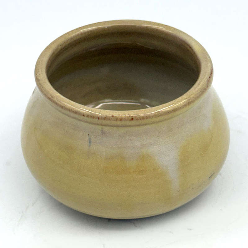 Linnware Vase Straw Glaze