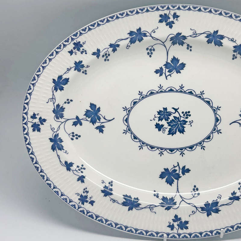 Royal Doulton Yorktown 34cm Platter  1013