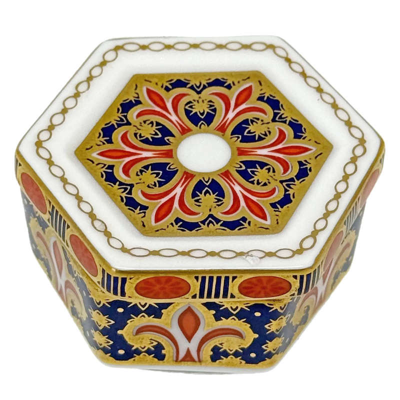 Royal Crown Derby Imari Pill Box