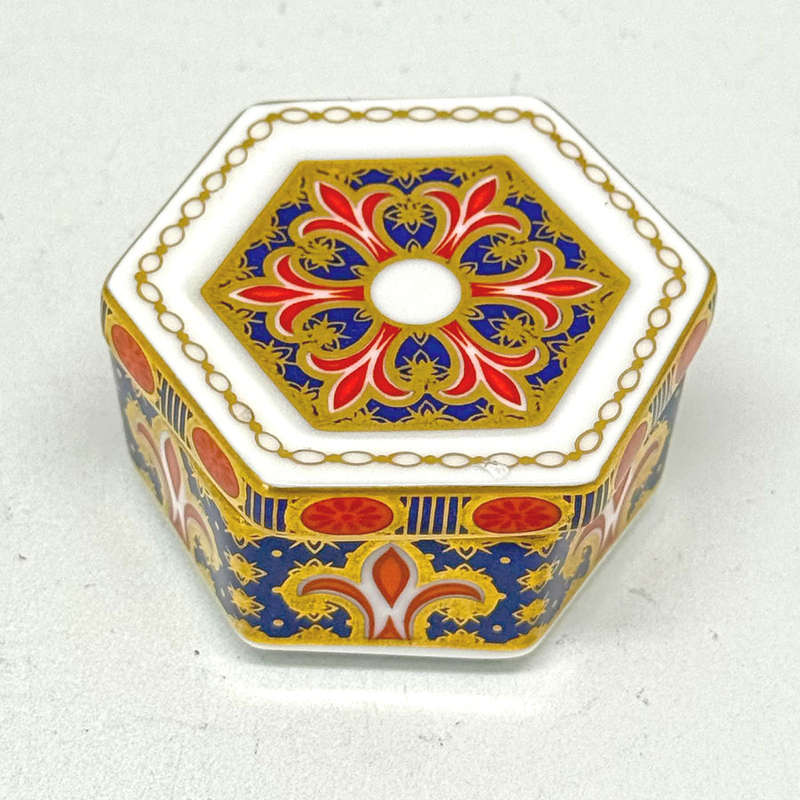 Royal Crown Derby Imari Pill Box