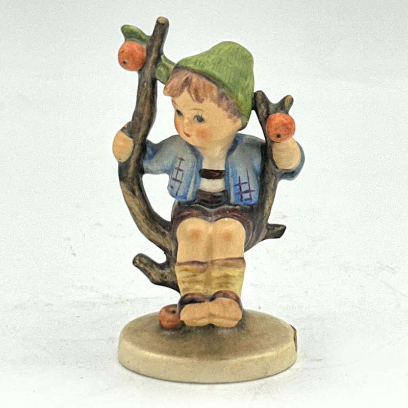Hummel Figurine Apple Tree Boy 142 TMK3