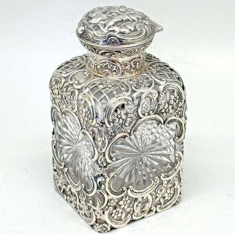 Silver Topped Perfume Bottle London 1893 William Comyns