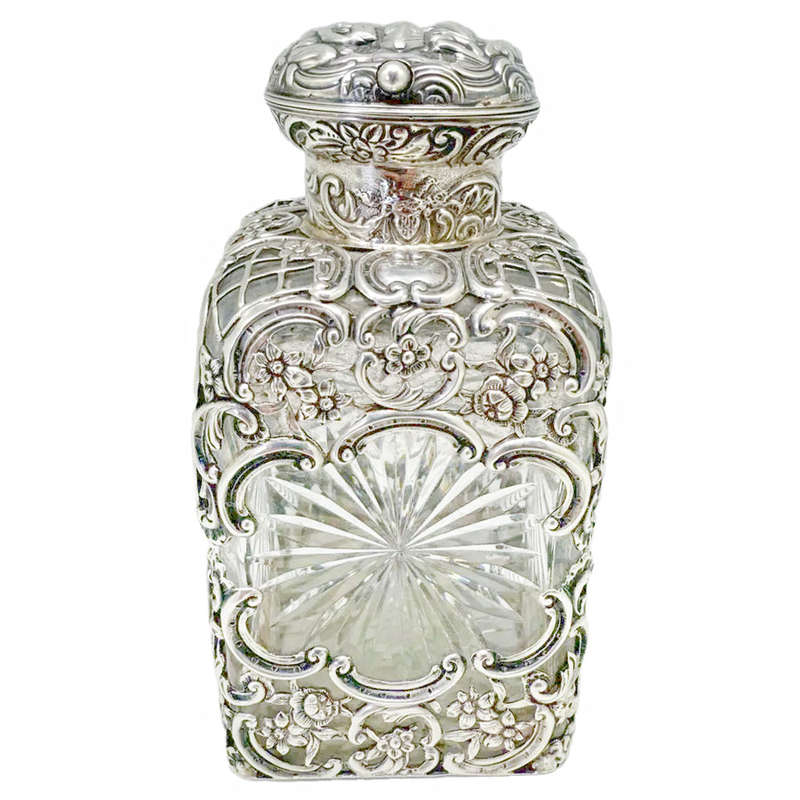 Silver Topped Perfume Bottle London 1893 William Comyns