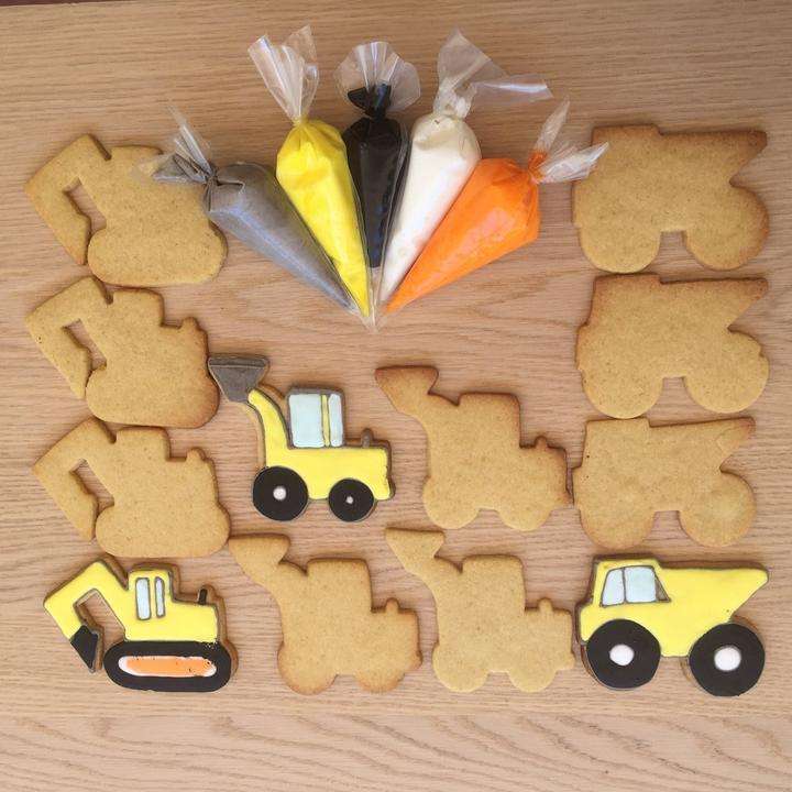 Digger Decorating Kit