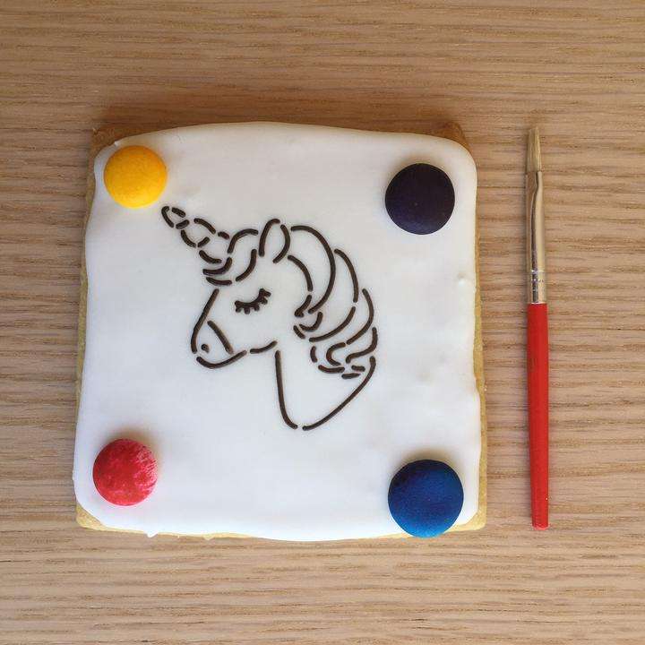 Paint Your Own Cookie Unicorn Head