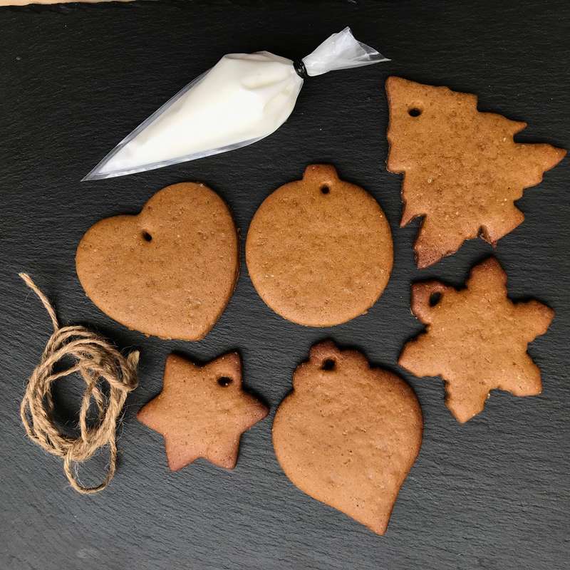 Christmas Bauble Cookie Decorating Kit