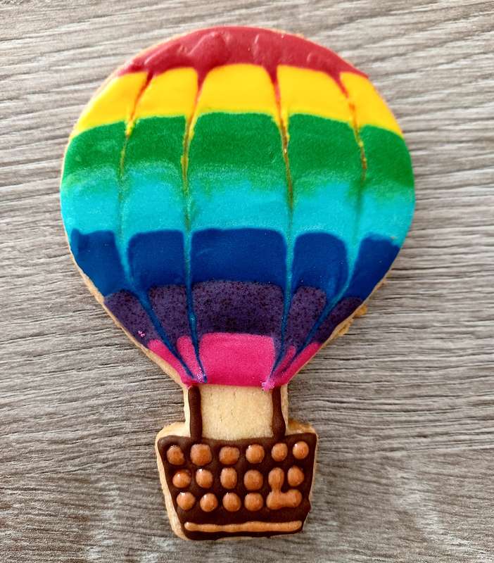 12 Hot Air Balloon Cookies