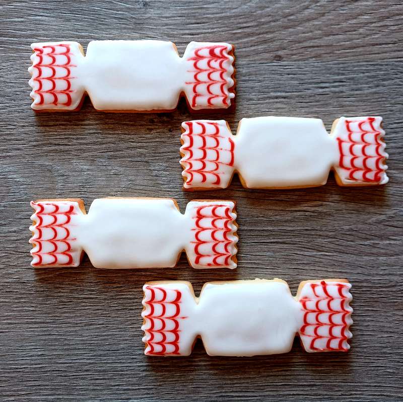 Draw Your Own Christmas Cracker Name Tags