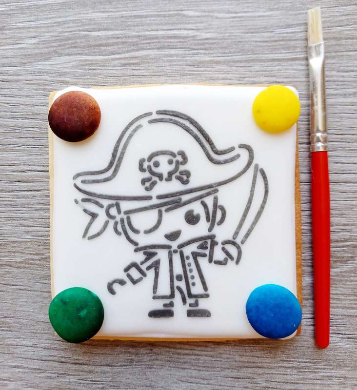 Paint Your Own Pirate