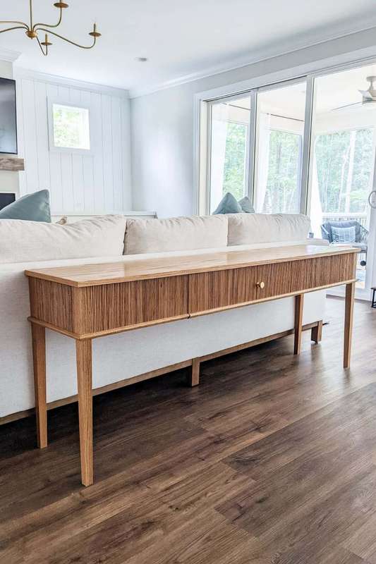 Ribbed Oak Console