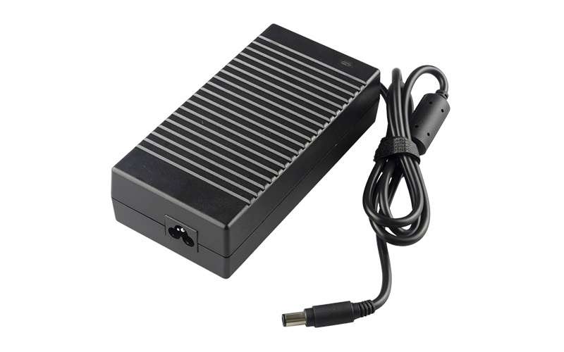 Dell Inspiron XPS, Alienware 19.5V - 7.7A - 150W - 7.4mm/5.0mm (Middle Pin) Replacement Charger