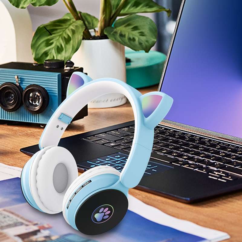 Wolulu AS-51256 Bluetooth Cat Ear RGB LED Wireless Headphone