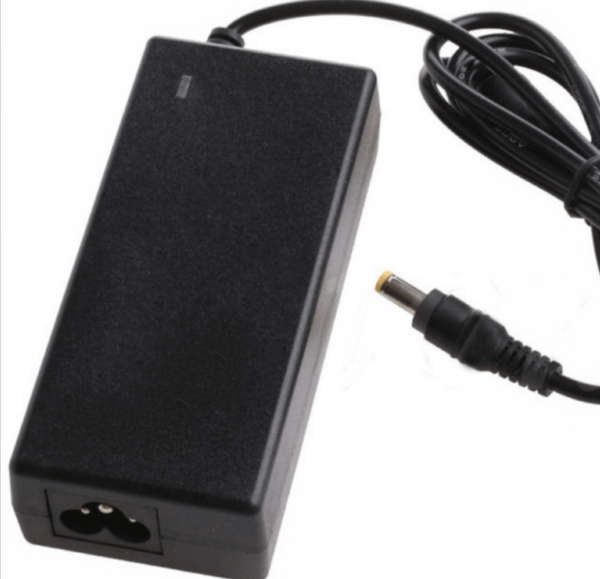 SE-P008 Replacement Laptop Charger For Acer Aspire 19V 3.42A Pin Size 5.5×1.7mm