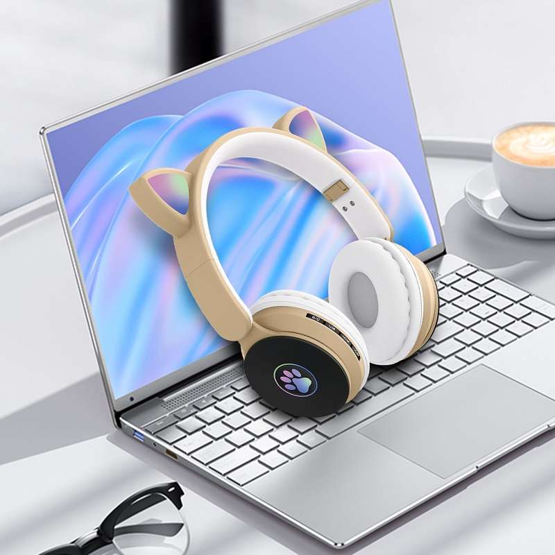 Wolulu AS-51256 Bluetooth Cat Ear RGB LED Wireless Headphone