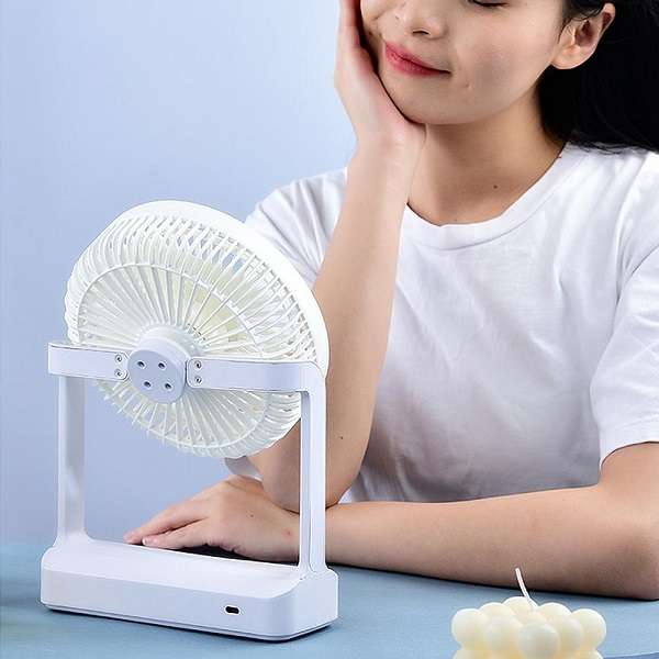 Z541 Rechargeable Multifunctional Night Light Fan