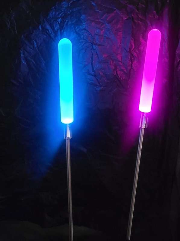 FA-LC54 7 Colour Changing RGB Solar Powered Frosted Rod Garden Light 2pcs