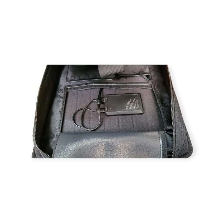 FA-TB001 Solar Powered Battery Back Pack With Built-In 3500Mah Battery