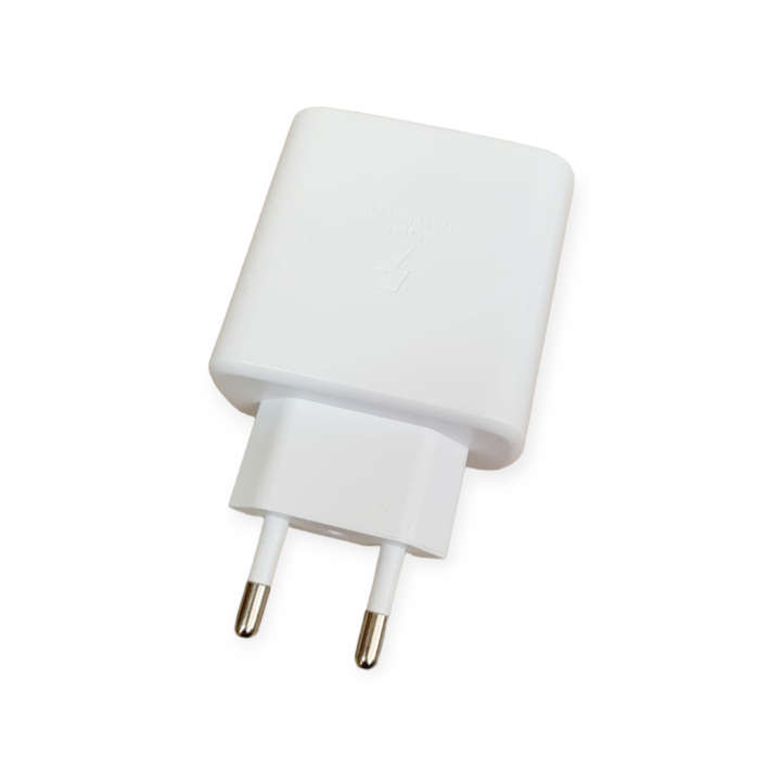 Aerbes AB-SJ19 PD 45W + 18W QC3.0 Qualcom Quick Travel Charger