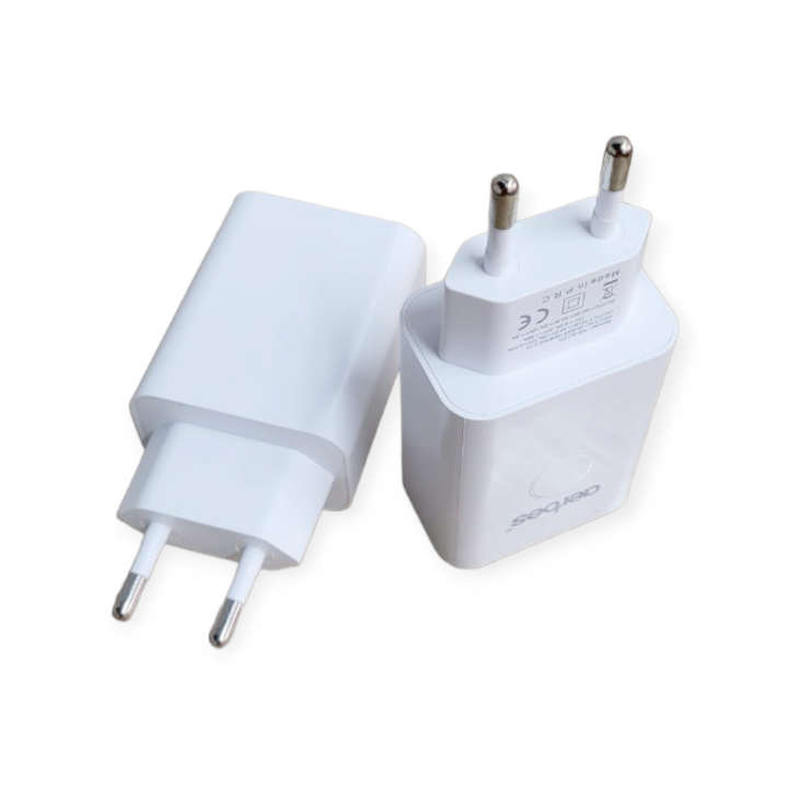 Aerbes AB-SJ20 PD 30W + QC3.0 USB Smart Travel Charger