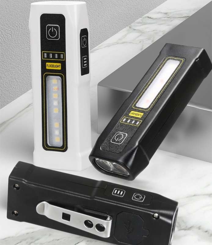FA-015 Mini Portable Clip LED Flashlight