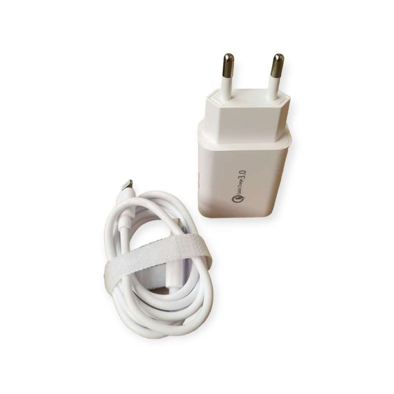 Treqa CS-220 18W 3.0 USB Wall Charger With Lightning USB Cable