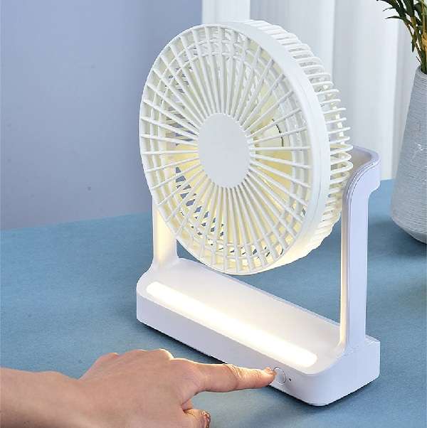 Z541 Rechargeable Multifunctional Night Light Fan
