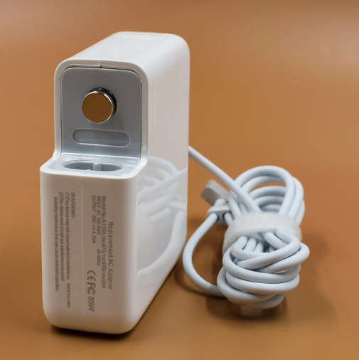 XF0057 85W 20V 4.25A T Pin Magsafe Power Adapter