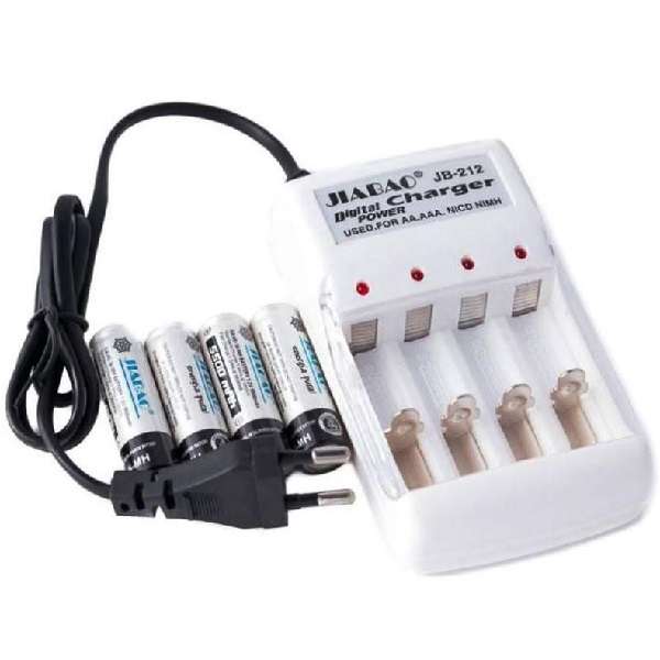 Jiabao JB-212 Battery Charger For AA/AAA with 4 x AA Batteries