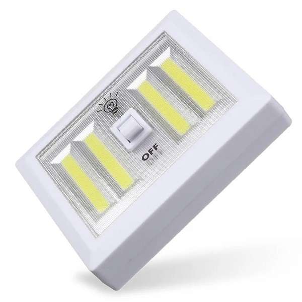Aerbes AB-XY30 COB Magnetic Light With Switch Takes 4 AA Batteries (not included) 150lmn